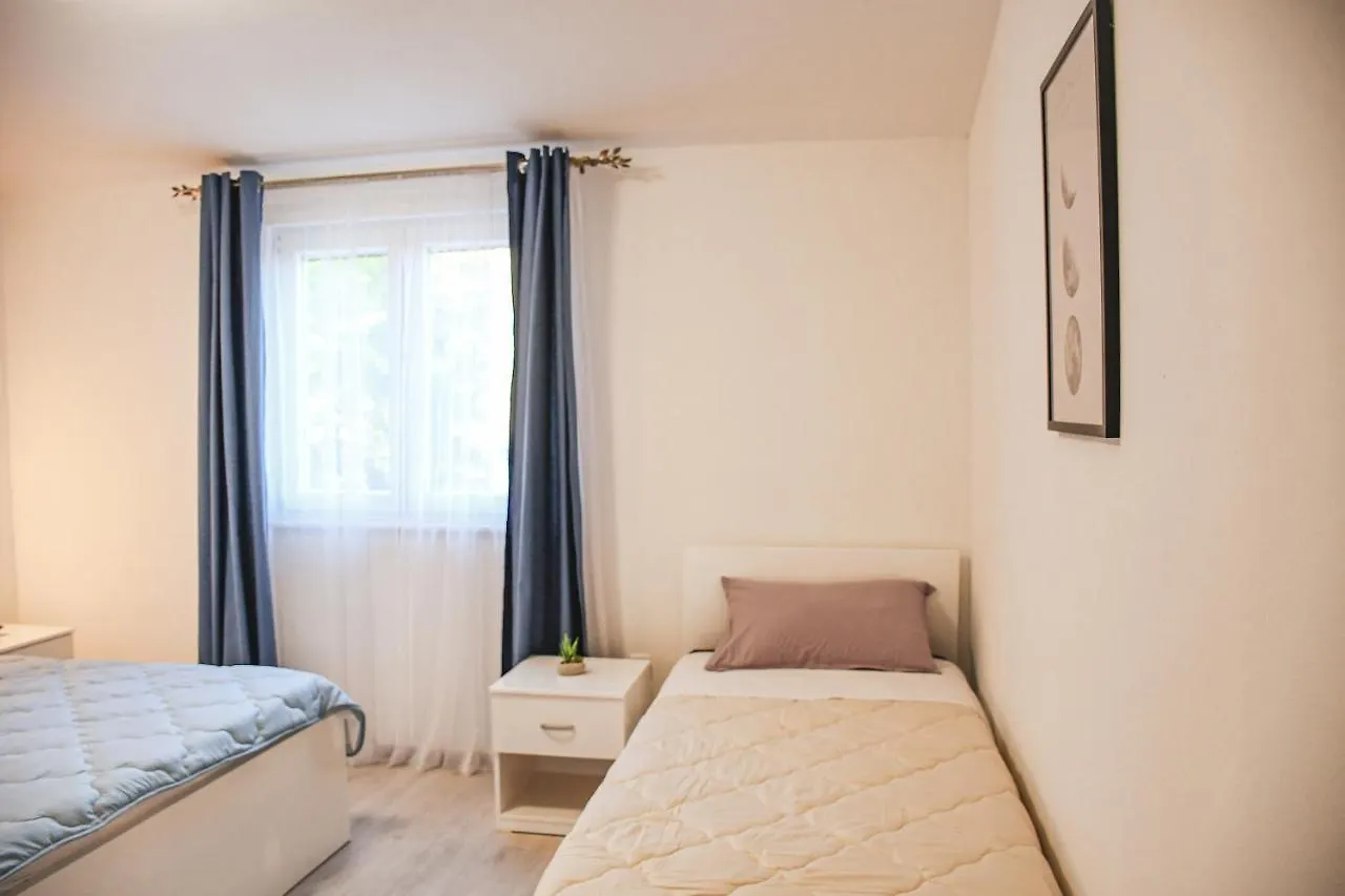 Apartments Olea Biograd Na Moru 0*,  Kroatië